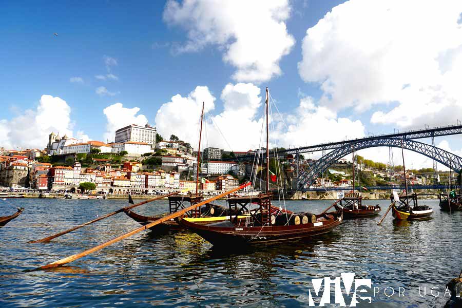 Ravelos en la orilla del Douro en Gaia